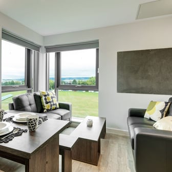 En Suite - Image 7